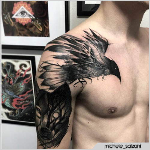 blacwork sfumato tatuaggio corvo