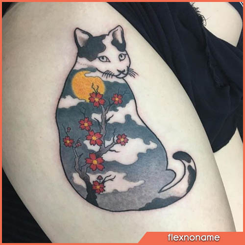 Tatuaje de gato japonés con flores de cerezo