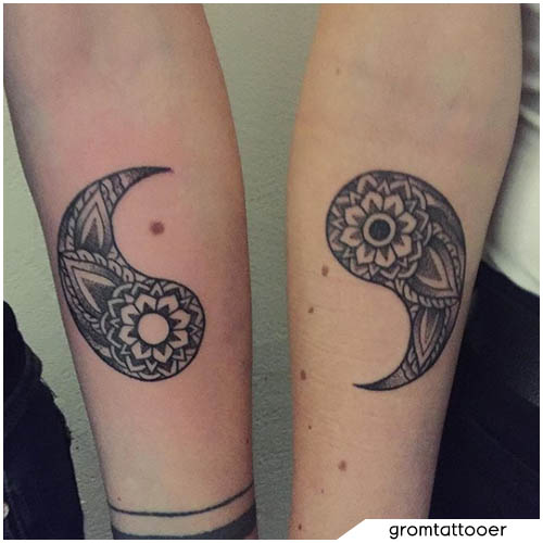 pareja de tatuajes ying yang