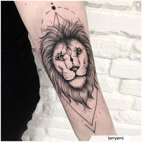 tatuaje geométrico del león