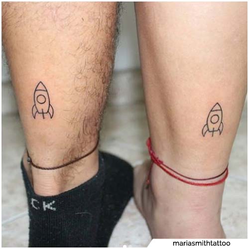 tatuaje de cohete de pareja