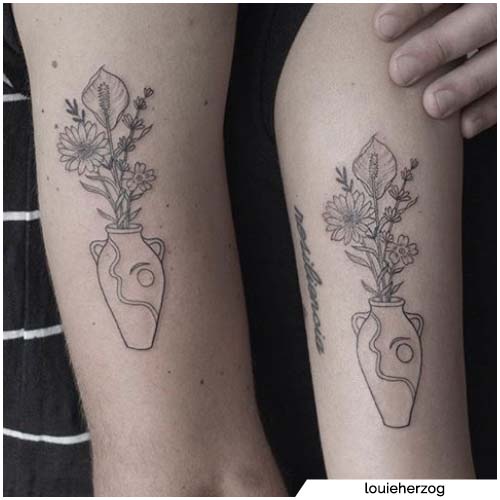pareja florero tatuaje