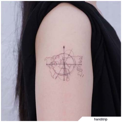 Tatuaje de flecha mundial