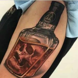 Tatuaggio Whisky Significato, Idee e Costi -3
