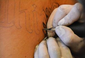 Come ripassare un Tatuaggio Sbiadito